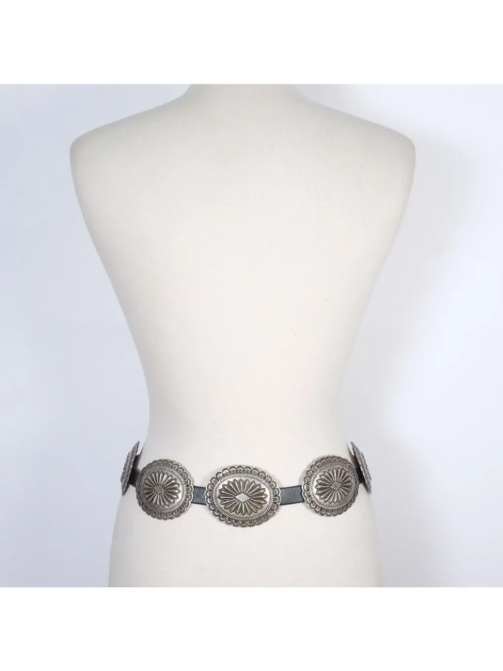 POLO Ralph Lauren Collection Belt sz M Concho black leather silver hammered